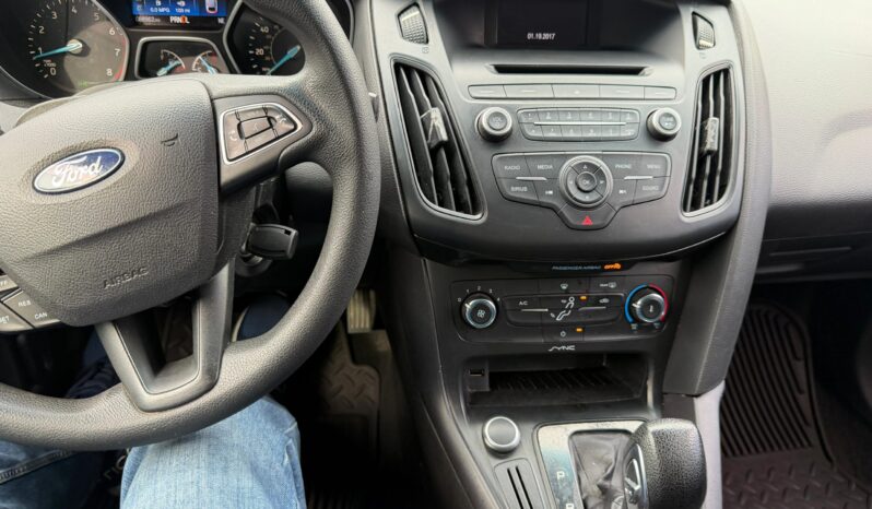 
								2017 ford focus full									