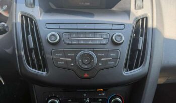 
										2018 Ford Focus SE full									