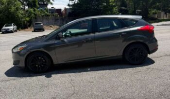 
										2018 Ford Focus SE full									