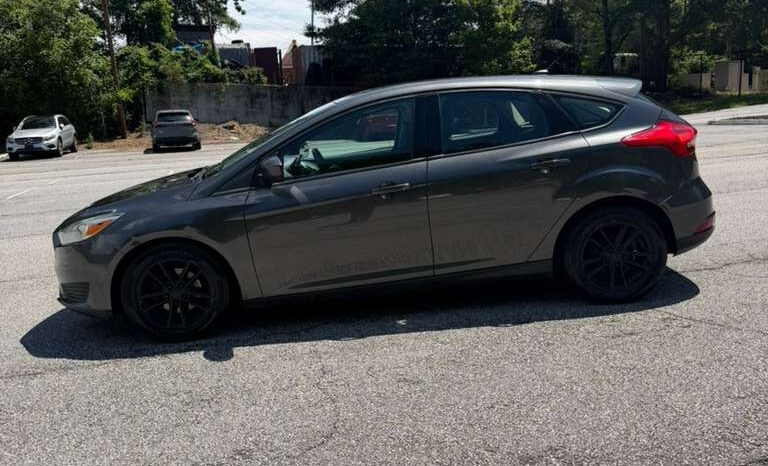 
								2018 Ford Focus SE full									