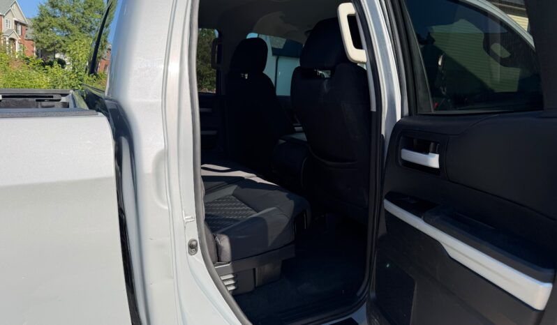 
								2021 Toyota Tundra full									