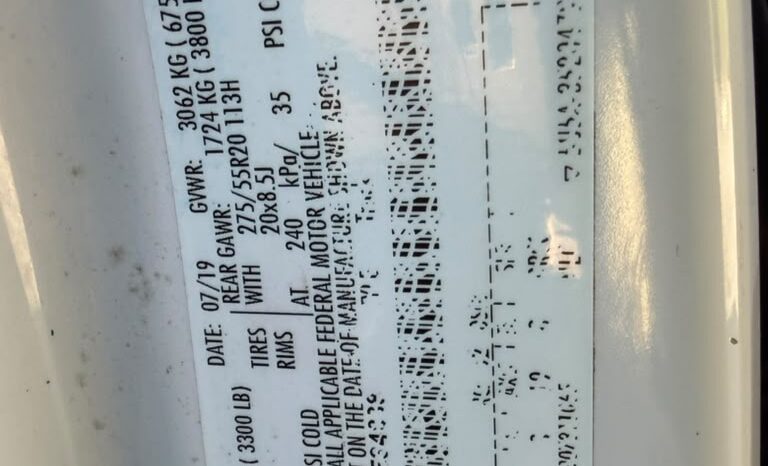 
								2019 F150 lariat full									