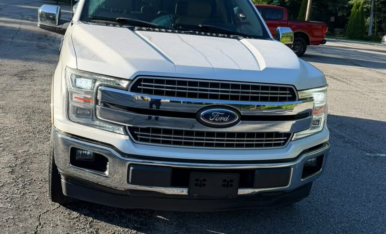 
								2019 F150 lariat full									