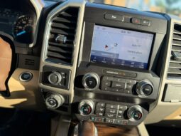 
										2019 F150 lariat full									