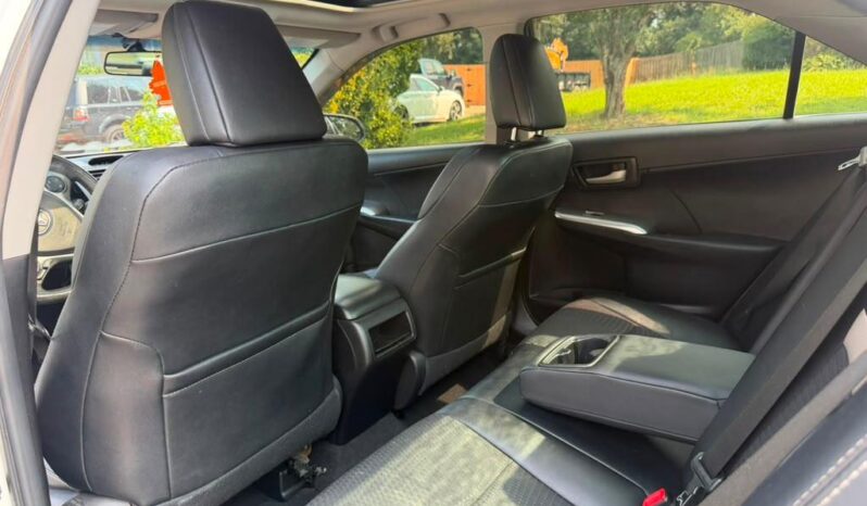 
								2012 Toyota Camry full									