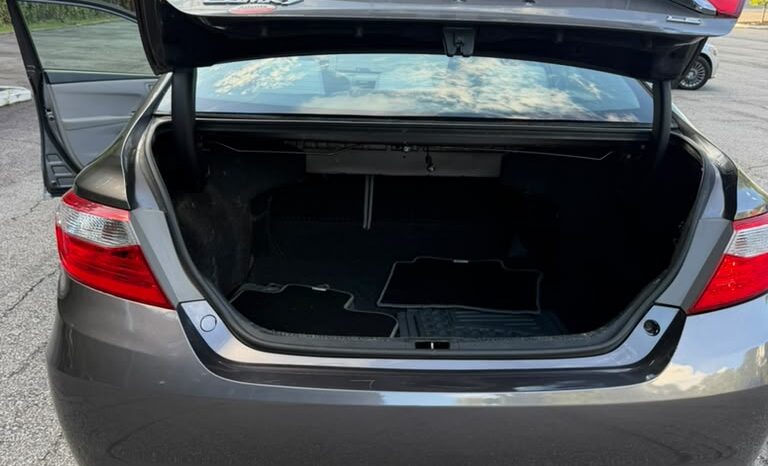 
								2015 Toyota Camry full									