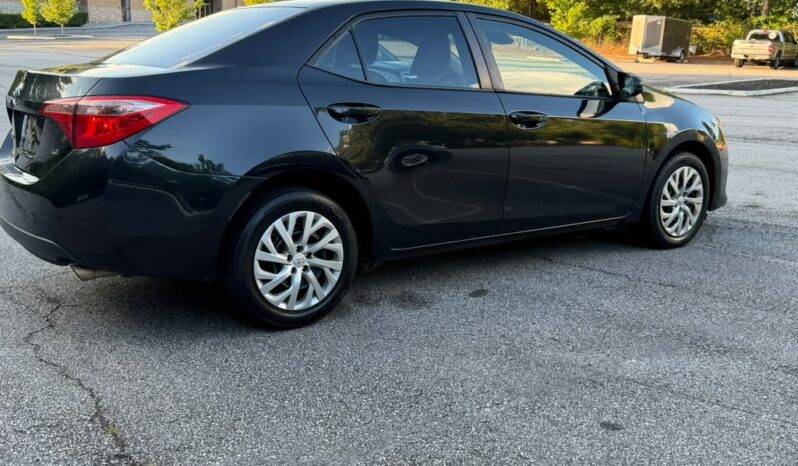 
								2018 Toyota Corolla full									