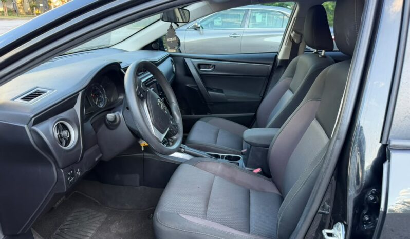 
								2018 Toyota Corolla full									