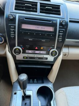 
										2012 Toyota Camry Hybrid full									