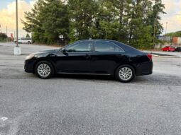 
										2012 Toyota Camry Hybrid full									
