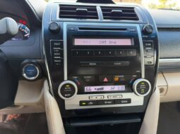 
										2012 Toyota Camry Hybrid full									