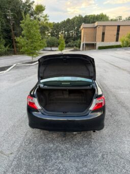 
										2012 Toyota Camry Hybrid full									