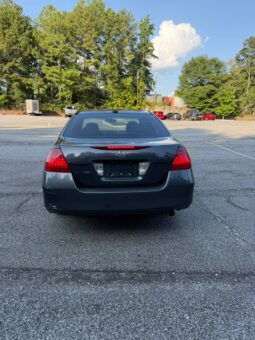 
										2006 Honda Accord full									
