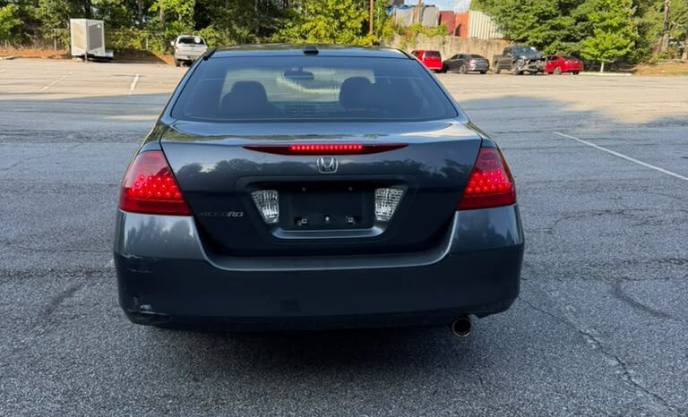 
								2006 Honda Accord full									