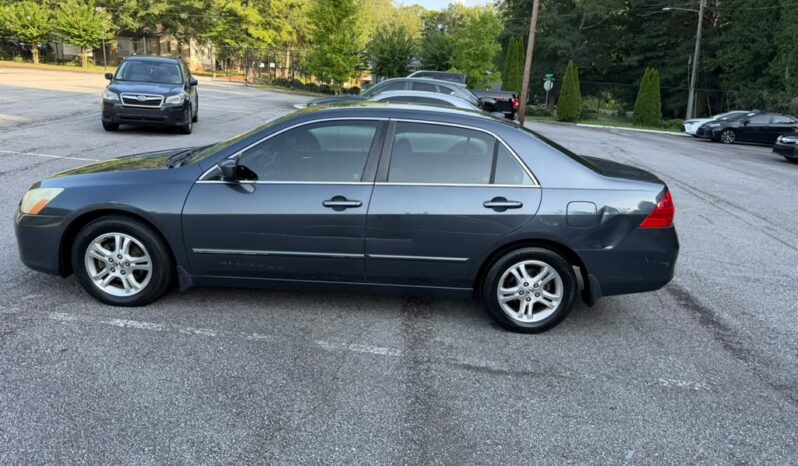 
								2006 Honda Accord full									