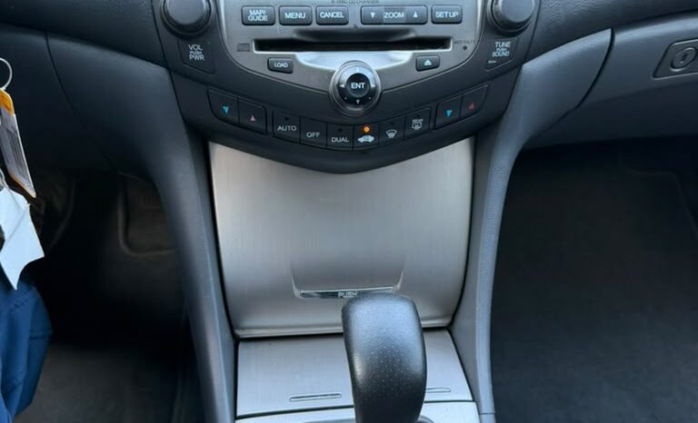 
								2006 Honda Accord full									