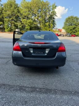 
										2006 Honda Accord full									