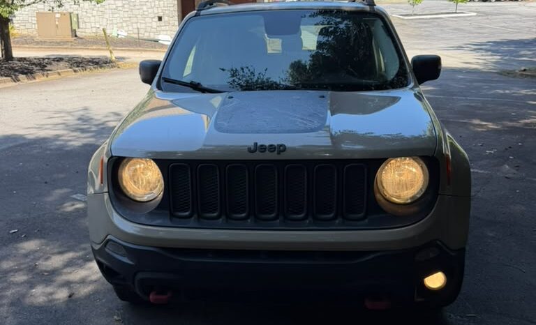 
								2017 Jeep Renegade full									