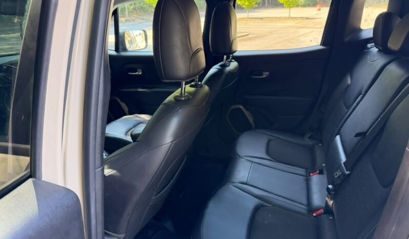 
								2017 Jeep Renegade full									
