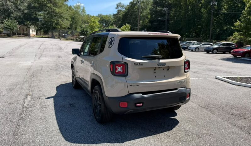 
								2017 Jeep Renegade full									
