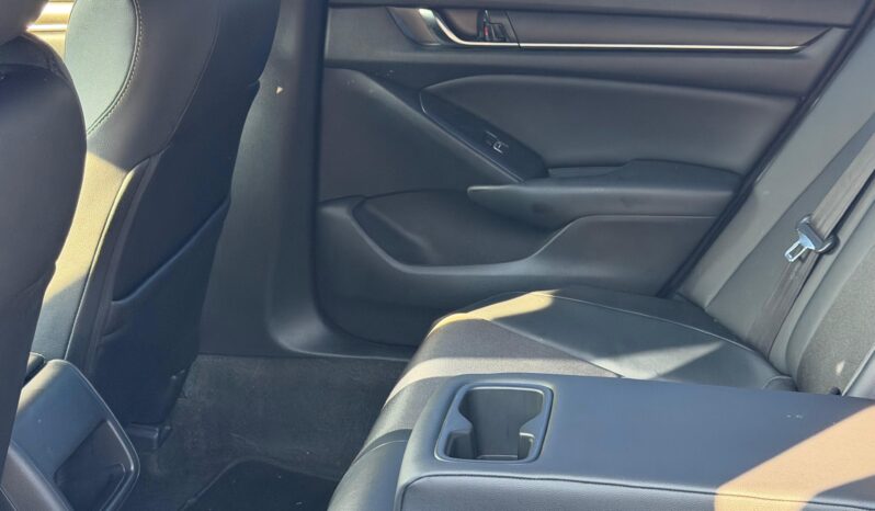 
								2020 Honda Accord full									