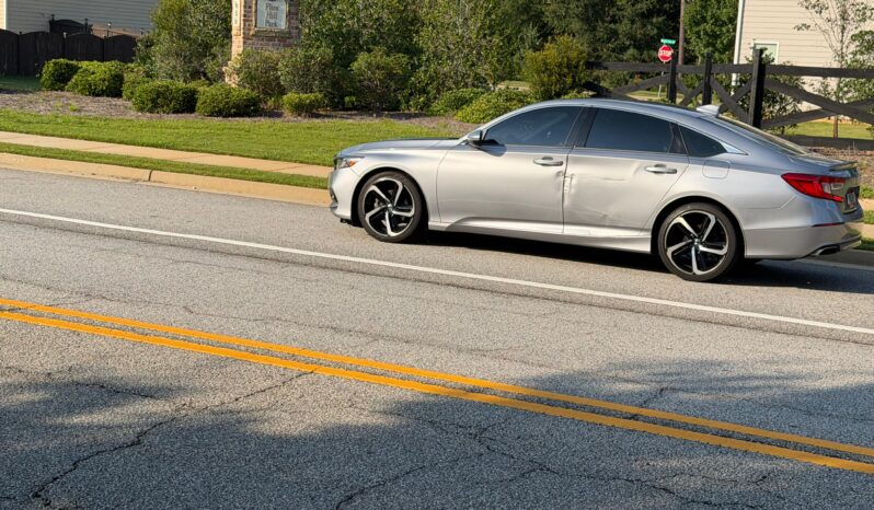 
								2020 Honda Accord full									
