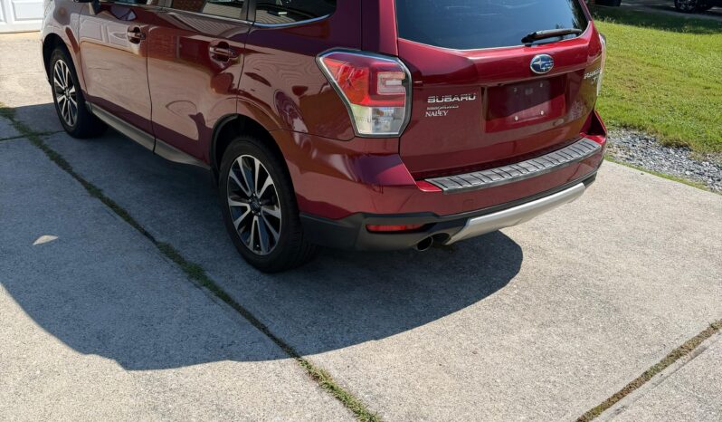 
								2017 Subaru Forester Premium full									