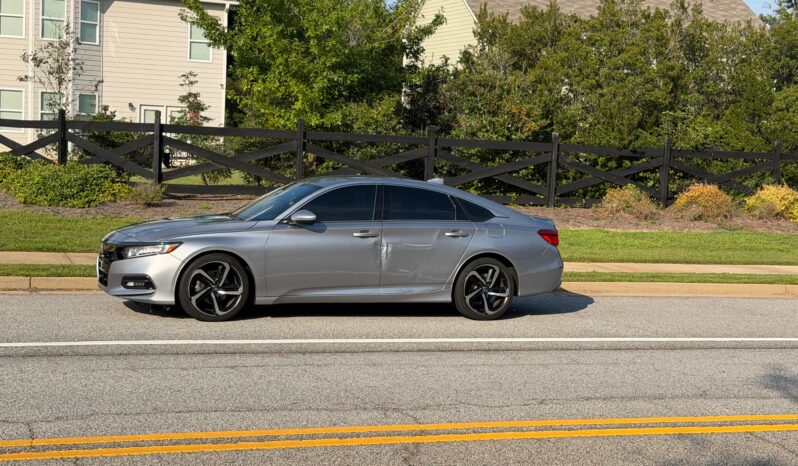 
								2020 Honda Accord full									