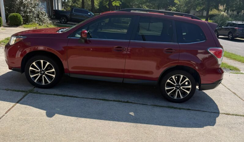 
								2017 Subaru Forester Premium full									