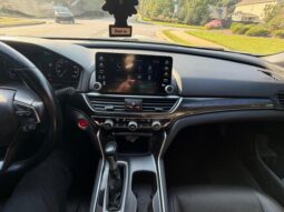 
										2020 Honda Accord full									