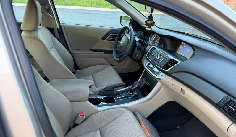 
								2014 Honda accord full									