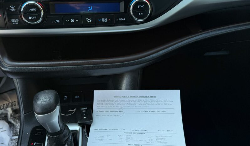 
								2018 Toyota Highlander SE full									