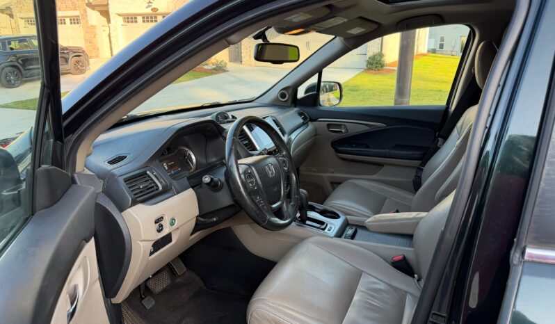 
								2017 Honda Pilot full									