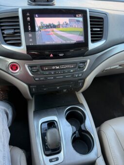 
										2017 Honda Pilot full									