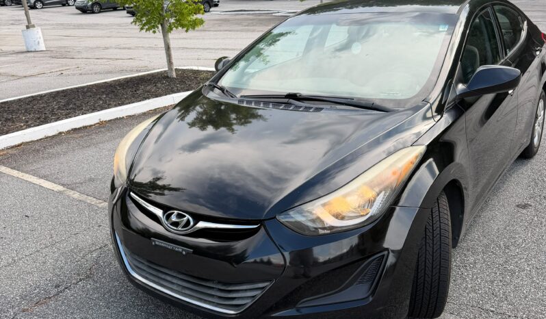 
								2016 Hyundai Elantra full									