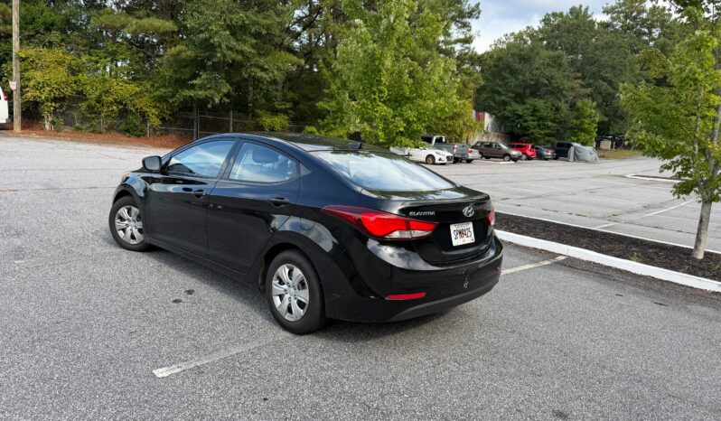 
								2016 Hyundai Elantra full									