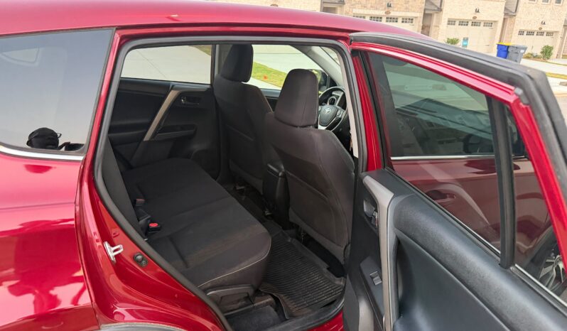 
								2018 Toyota RAV4 full									