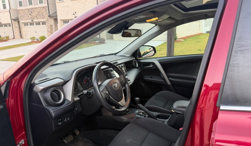 
								2018 Toyota RAV4 full									