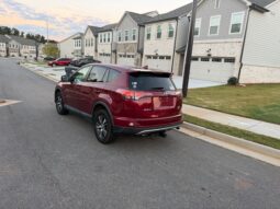 
										2018 Toyota RAV4 full									