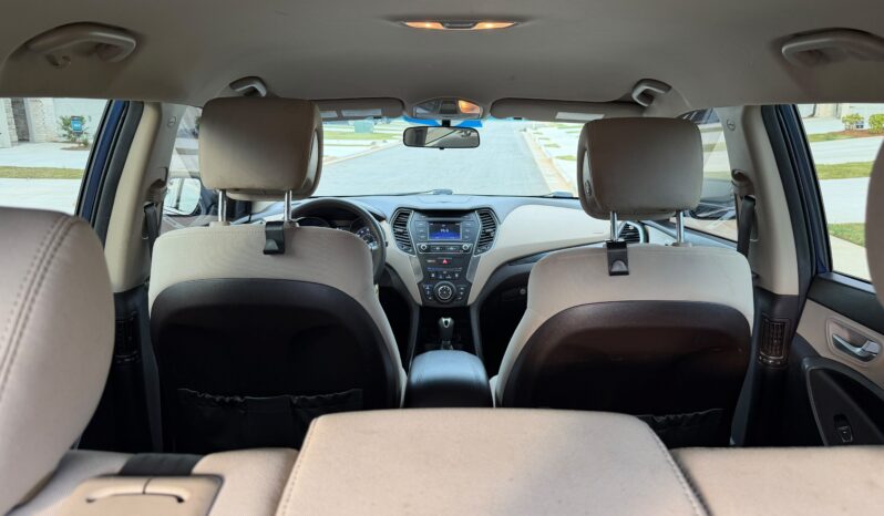 
								2017 Hyundai Santa Fe Sports full									