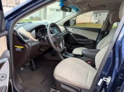 
										2017 Hyundai Santa Fe Sports full									