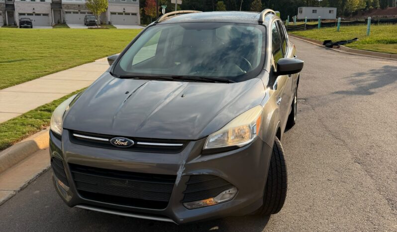 
								2014 Ford Escape SE full									