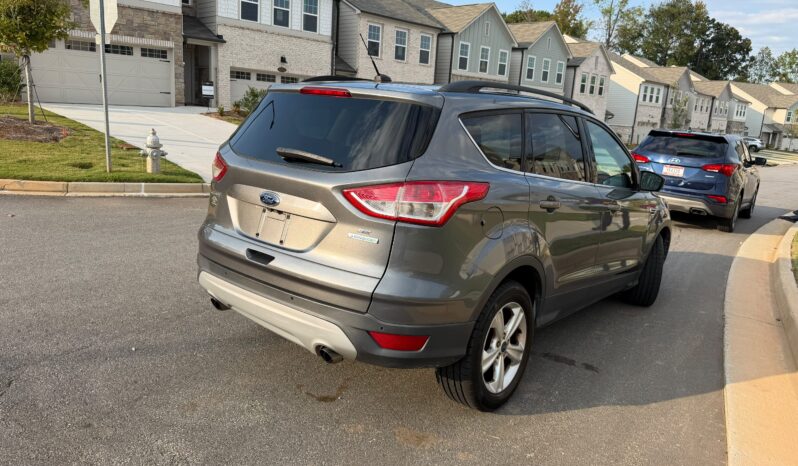 
								2014 Ford Escape SE full									