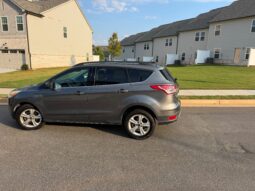 
										2014 Ford Escape SE full									