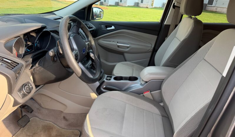 
								2014 Ford Escape SE full									